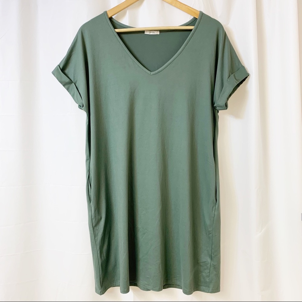 Ash & Antler Sage Green V-neck Tshirt Dress With Pockets